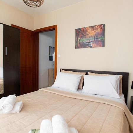 Unique Modern Apartment Alexandroupoli Bagian luar foto