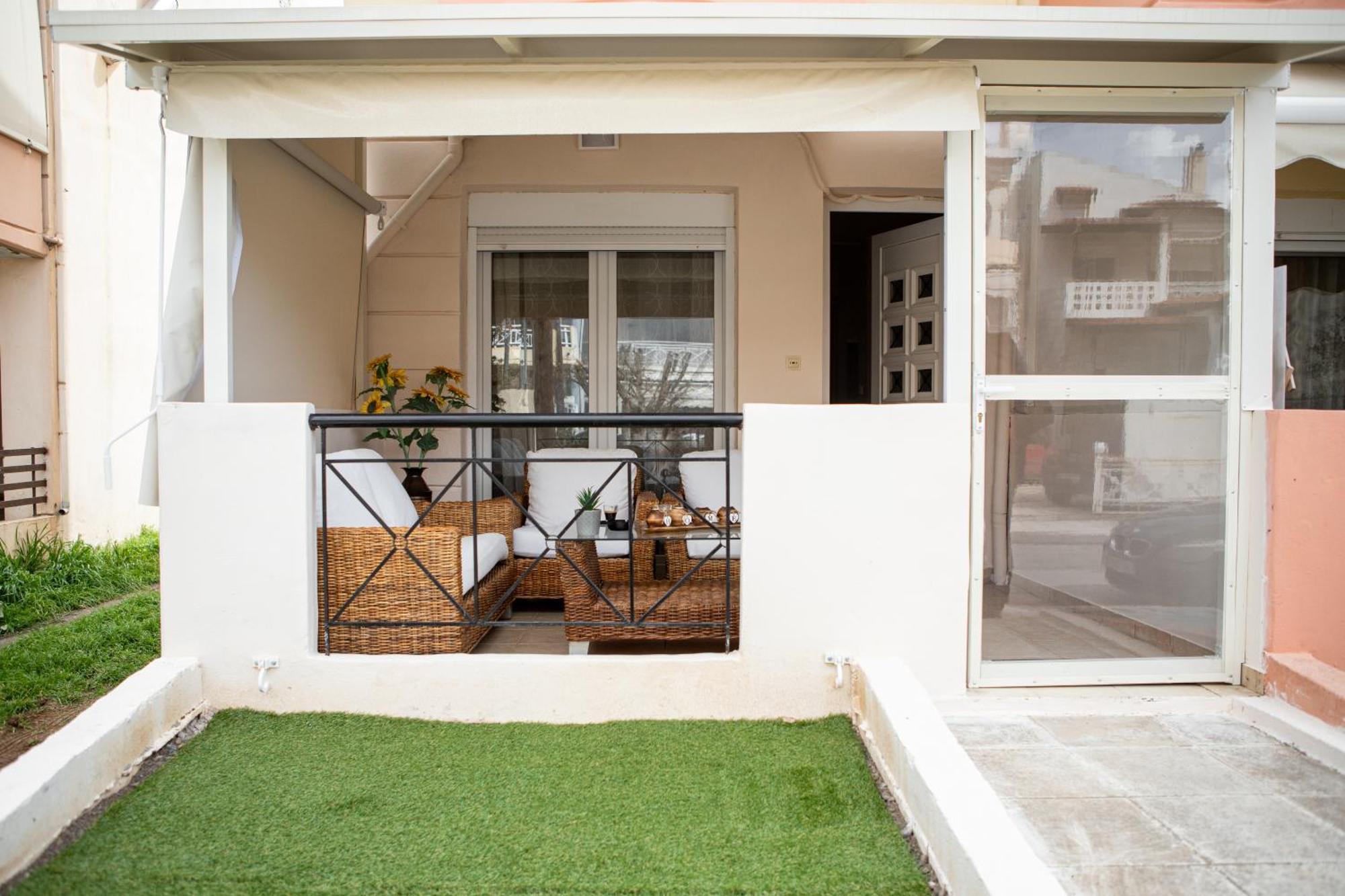 Unique Modern Apartment Alexandroupoli Bagian luar foto